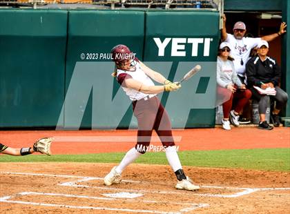 Thumbnail 2 in Calallen vs. Liberty (UIL 4A Softball Final) photogallery.