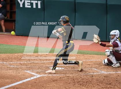 Thumbnail 3 in Calallen vs. Liberty (UIL 4A Softball Final) photogallery.