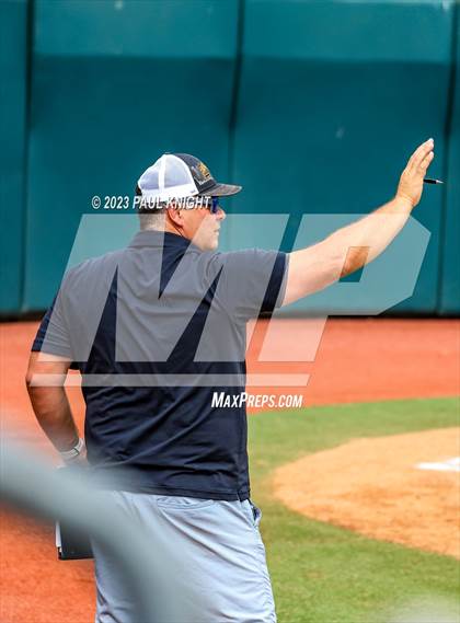 Thumbnail 3 in Calallen vs. Liberty (UIL 4A Softball Final) photogallery.