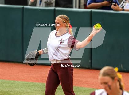 Thumbnail 2 in Calallen vs. Liberty (UIL 4A Softball Final) photogallery.