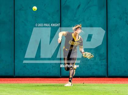 Thumbnail 3 in Calallen vs. Liberty (UIL 4A Softball Final) photogallery.