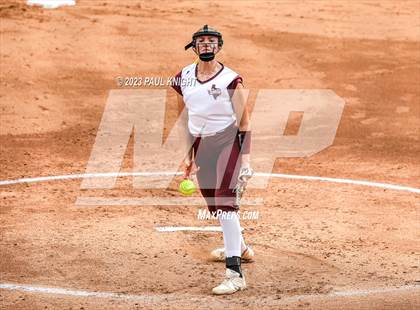 Thumbnail 3 in Calallen vs. Liberty (UIL 4A Softball Final) photogallery.