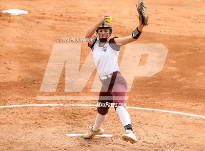 Thumbnail 3 in Calallen vs. Liberty (UIL 4A Softball Final) photogallery.