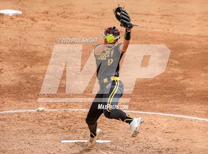 Thumbnail 2 in Calallen vs. Liberty (UIL 4A Softball Final) photogallery.