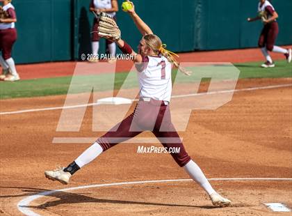 Thumbnail 3 in Calallen vs. Liberty (UIL 4A Softball Final) photogallery.