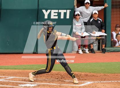 Thumbnail 3 in Calallen vs. Liberty (UIL 4A Softball Final) photogallery.
