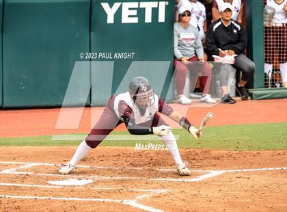 Thumbnail 3 in Calallen vs. Liberty (UIL 4A Softball Final) photogallery.