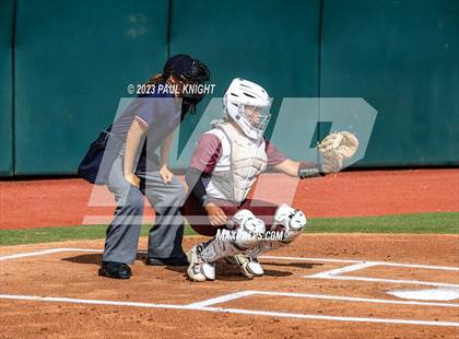 Thumbnail 3 in Calallen vs. Liberty (UIL 4A Softball Final) photogallery.
