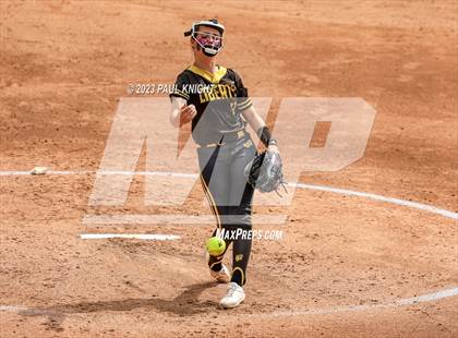 Thumbnail 3 in Calallen vs. Liberty (UIL 4A Softball Final) photogallery.