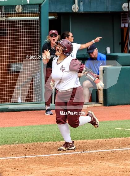 Thumbnail 1 in Calallen vs. Liberty (UIL 4A Softball Final) photogallery.