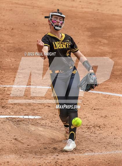 Thumbnail 3 in Calallen vs. Liberty (UIL 4A Softball Final) photogallery.