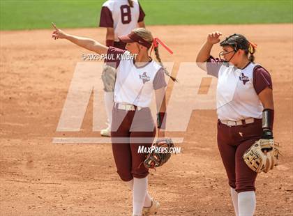 Thumbnail 2 in Calallen vs. Liberty (UIL 4A Softball Final) photogallery.