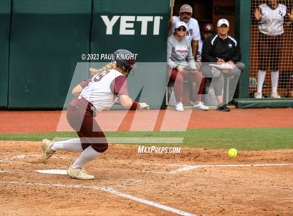 Thumbnail 2 in Calallen vs. Liberty (UIL 4A Softball Final) photogallery.