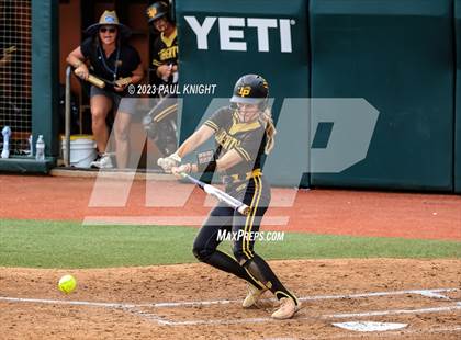 Thumbnail 1 in Calallen vs. Liberty (UIL 4A Softball Final) photogallery.