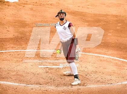 Thumbnail 3 in Calallen vs. Liberty (UIL 4A Softball Final) photogallery.