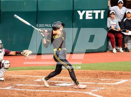 Thumbnail 1 in Calallen vs. Liberty (UIL 4A Softball Final) photogallery.
