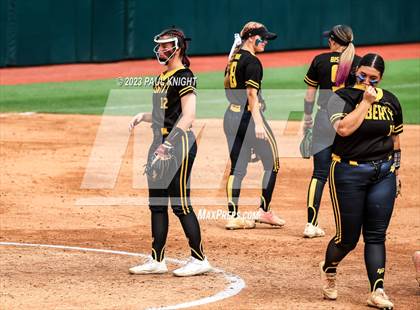 Thumbnail 2 in Calallen vs. Liberty (UIL 4A Softball Final) photogallery.