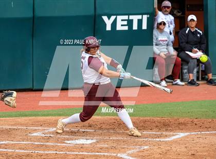 Thumbnail 2 in Calallen vs. Liberty (UIL 4A Softball Final) photogallery.