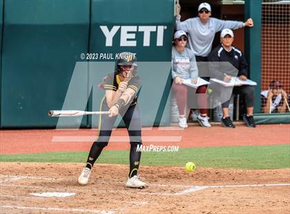 Thumbnail 1 in Calallen vs. Liberty (UIL 4A Softball Final) photogallery.