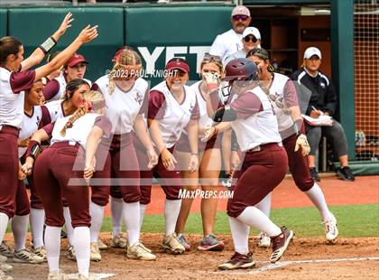 Thumbnail 2 in Calallen vs. Liberty (UIL 4A Softball Final) photogallery.