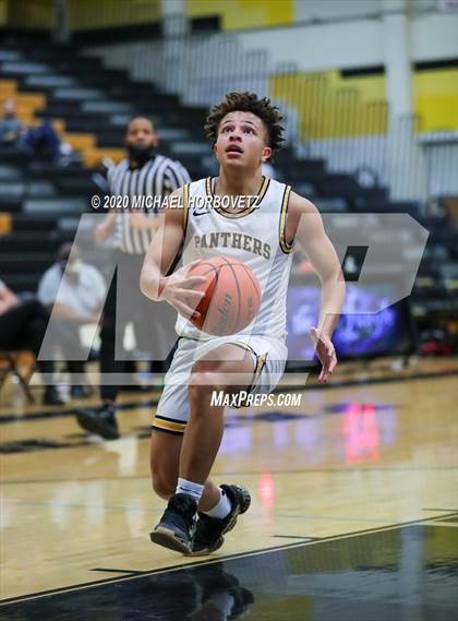 Thumbnail 2 in North Garland @ Plano East photogallery.