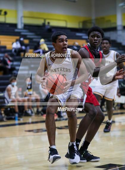 Thumbnail 3 in North Garland @ Plano East photogallery.