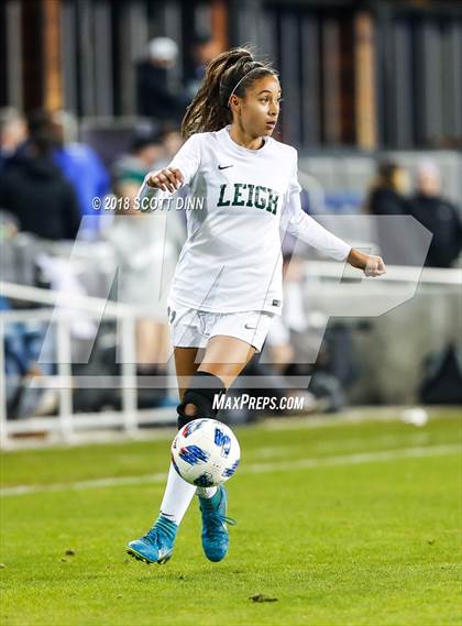 Thumbnail 3 in Saint Francis v Leigh (Avaya High School Series) photogallery.