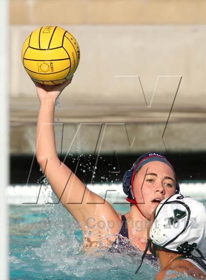 Thumbnail 2 in Campolindo vs St. Mary's (Davis Fall Classic) photogallery.