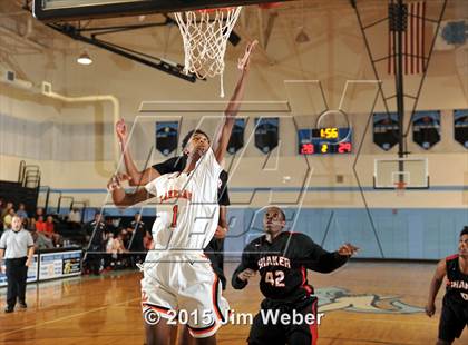 Thumbnail 2 in Lakeland vs. Shaker Heights (Nature Coast Holiday Tournament Final) photogallery.