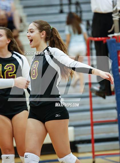 Thumbnail 2 in Mountain Pointe @ O'Connor photogallery.