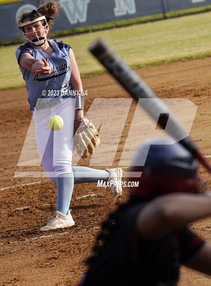 Thumbnail 3 in Herndon vs Yorktown (Liberty District Tournament) photogallery.
