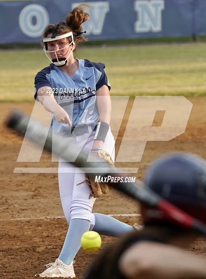 Thumbnail 3 in Herndon vs Yorktown (Liberty District Tournament) photogallery.