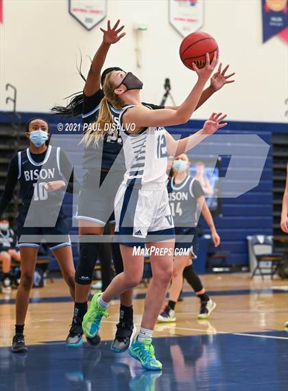 Thumbnail 2 in Vista PEAK Prep @ Valor Christian photogallery.