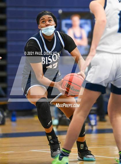 Thumbnail 1 in Vista PEAK Prep @ Valor Christian photogallery.
