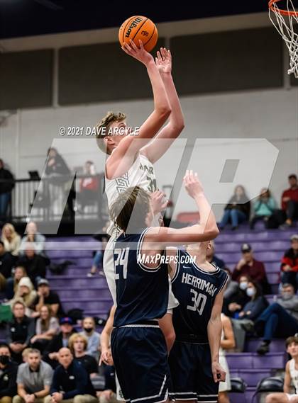 Thumbnail 3 in Herriman vs. Snow Canyon photogallery.