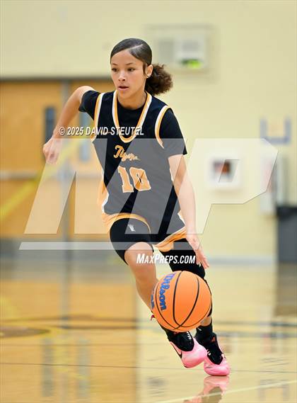 Thumbnail 3 in JV: Inderkum vs. Vista del Lago (Rumble on the River) photogallery.