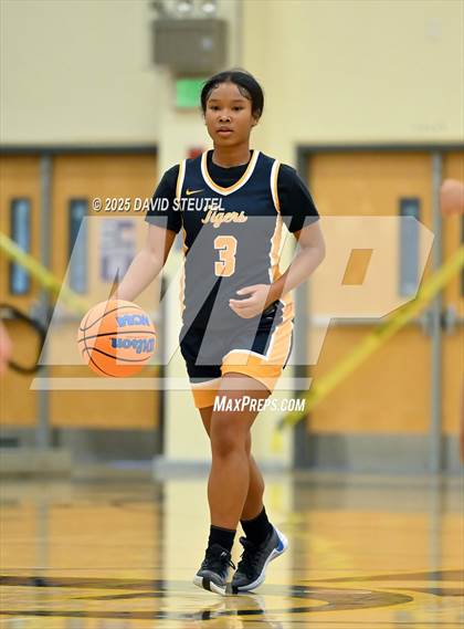 Thumbnail 1 in JV: Inderkum vs. Vista del Lago (Rumble on the River) photogallery.