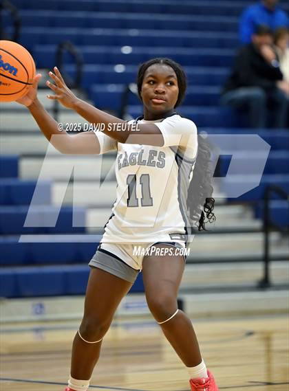 Thumbnail 1 in JV: Inderkum vs. Vista del Lago (Rumble on the River) photogallery.
