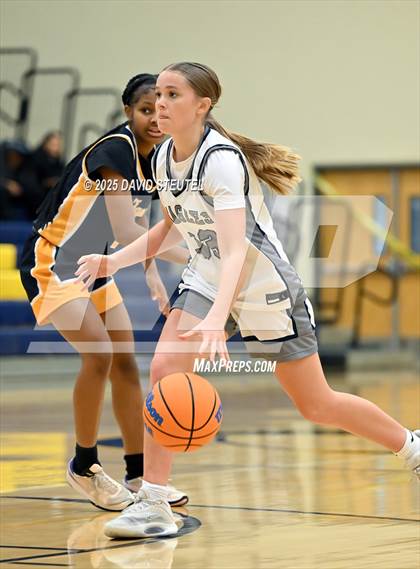 Thumbnail 1 in JV: Inderkum vs. Vista del Lago (Rumble on the River) photogallery.