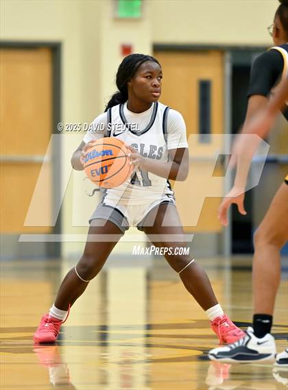 Thumbnail 3 in JV: Inderkum vs. Vista del Lago (Rumble on the River) photogallery.