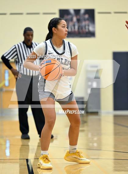 Thumbnail 1 in JV: Inderkum vs. Vista del Lago (Rumble on the River) photogallery.