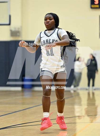 Thumbnail 2 in JV: Inderkum vs. Vista del Lago (Rumble on the River) photogallery.