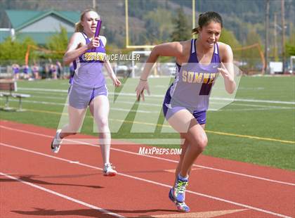 Thumbnail 3 in Sumner vs Emerald Ridge photogallery.