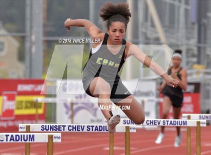 Thumbnail 2 in Sumner vs Emerald Ridge photogallery.