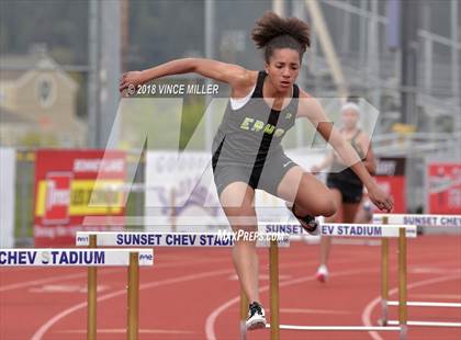 Thumbnail 3 in Sumner vs Emerald Ridge photogallery.