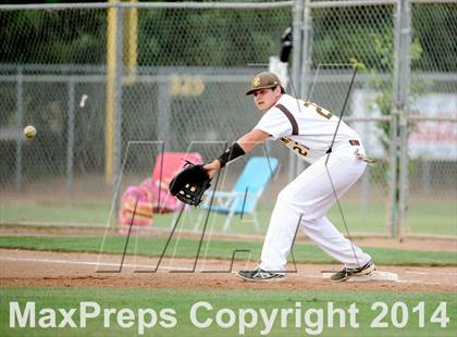Thumbnail 2 in Lincoln vs Yuba City (CIF SJS D3 Playoff) photogallery.