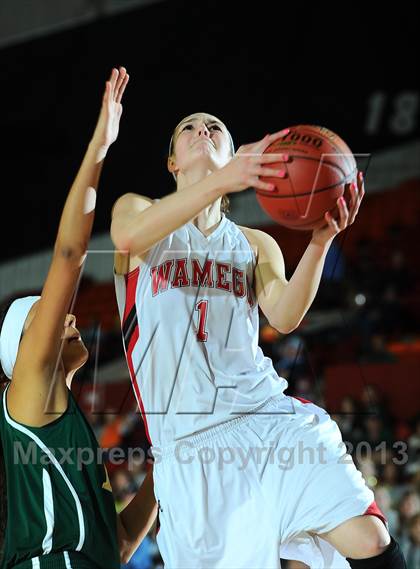 Thumbnail 2 in Wamego vs. Pratt (KSHSAA 4A 1st Round) photogallery.