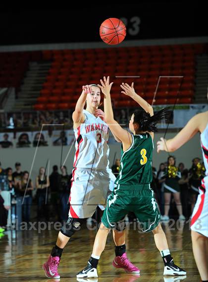 Thumbnail 2 in Wamego vs. Pratt (KSHSAA 4A 1st Round) photogallery.