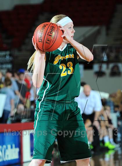 Thumbnail 1 in Wamego vs. Pratt (KSHSAA 4A 1st Round) photogallery.