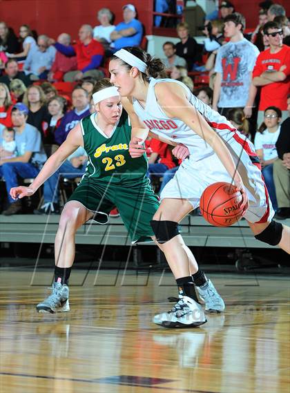 Thumbnail 1 in Wamego vs. Pratt (KSHSAA 4A 1st Round) photogallery.